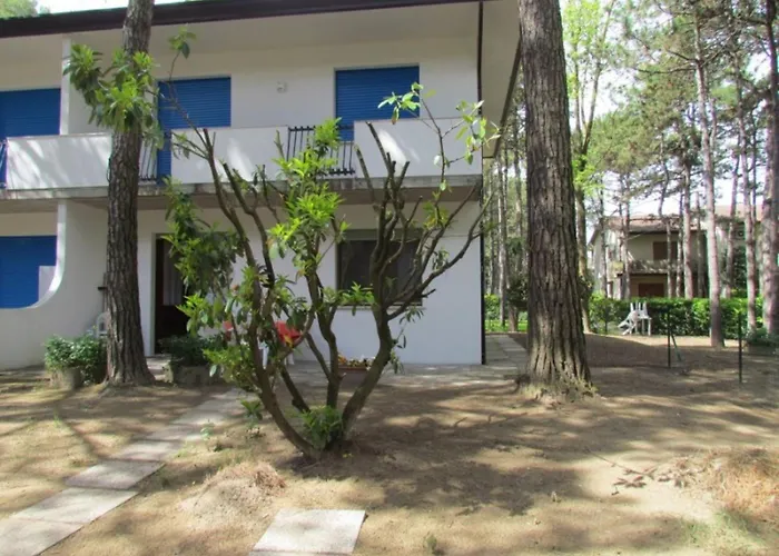 Apartmán Charming With Fenced Garden *